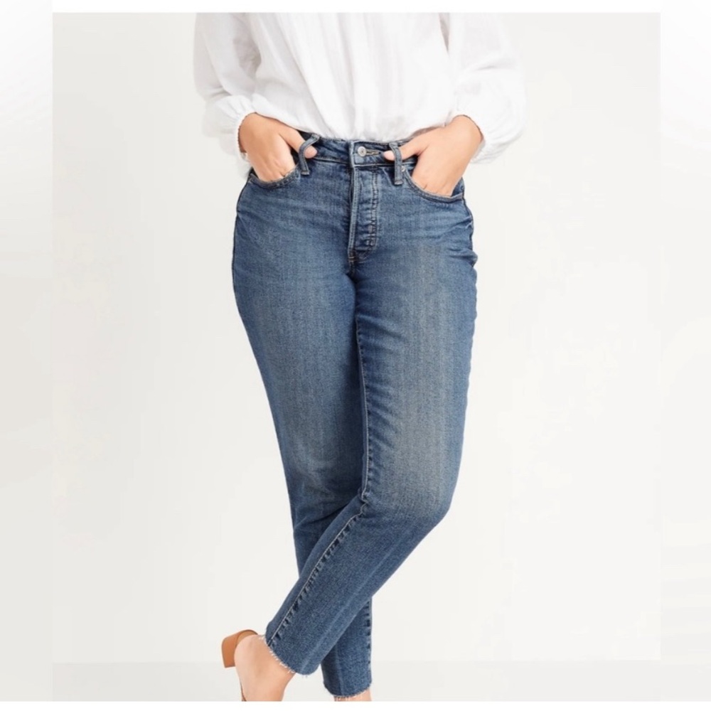 Old Navy High Rise Curvy O.G. Straight Jeans